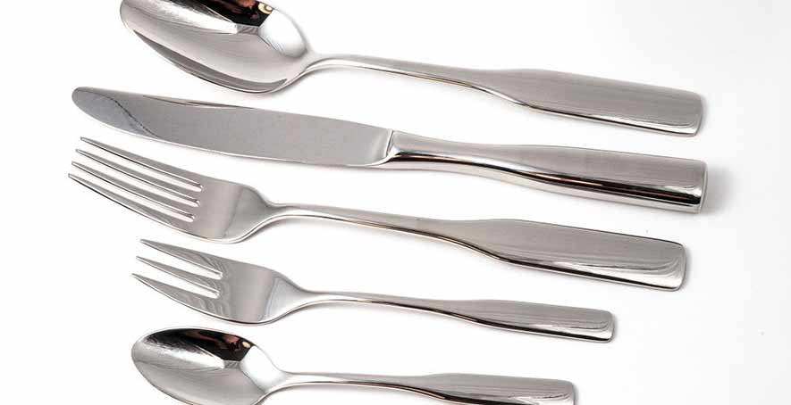 What We Learned This Week: 'Free' Electricity, A Bear Made Of Forks & Formula E RoboCar