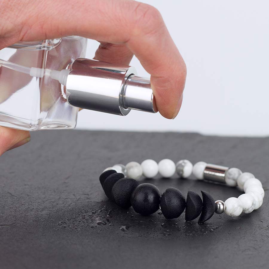 Vanacci Nightfall bracelet with fragrance 